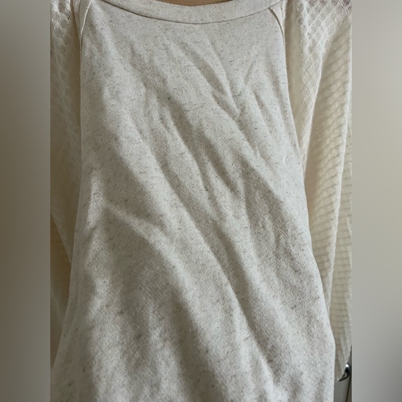 Cream Balloon Sheer Sleeved Sweater - Picture 5 of 7